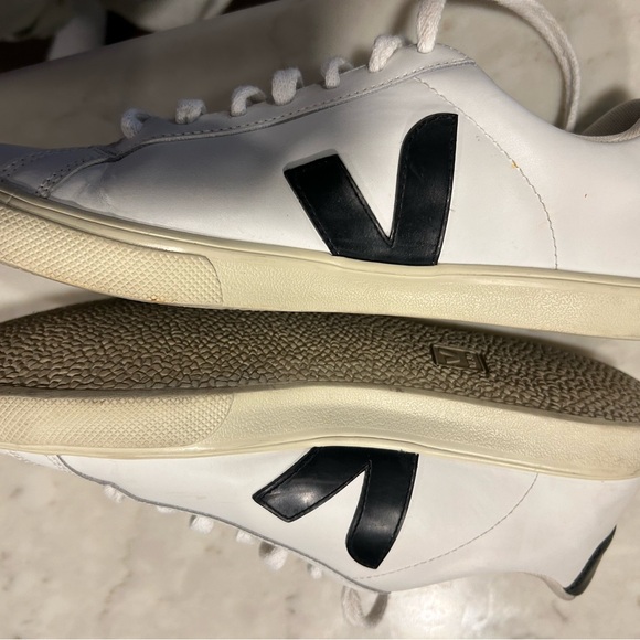 Veja Shoes - Veja Men's White Sneakers with Black Accents